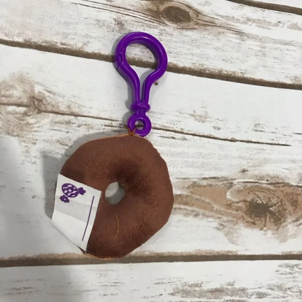 D Girl Scouts Samoa‎ Carmel Delight Cookie Keychain 2